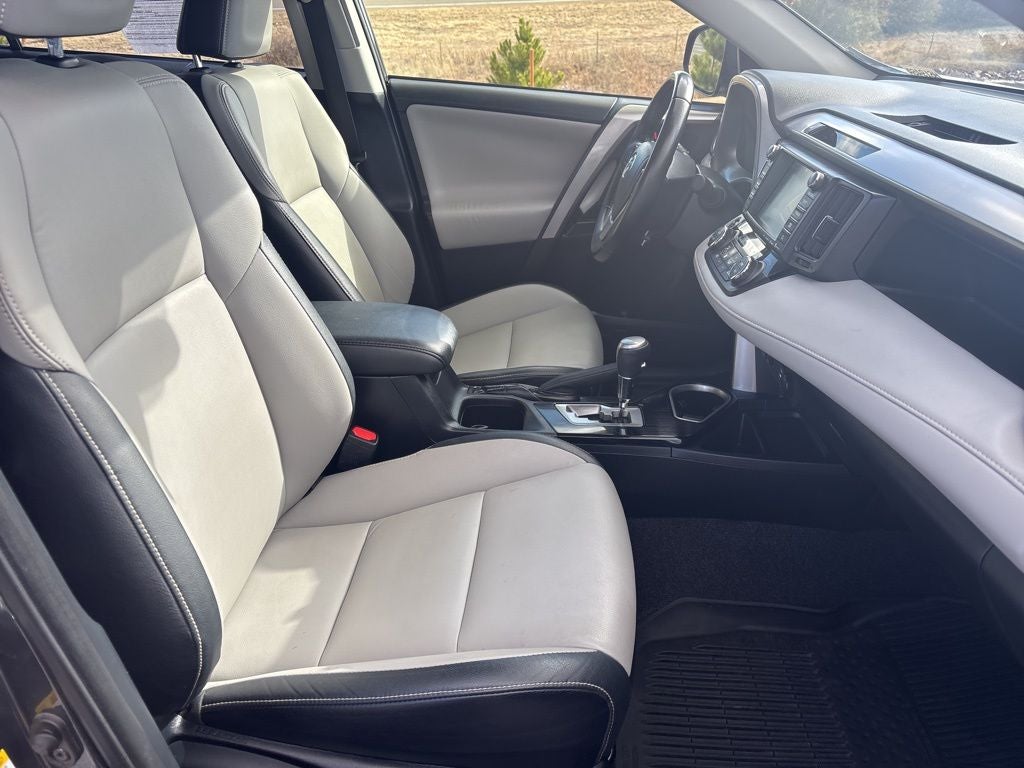 2016 Toyota RAV4 Limited