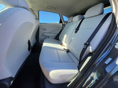 2025 Hyundai KONA SE