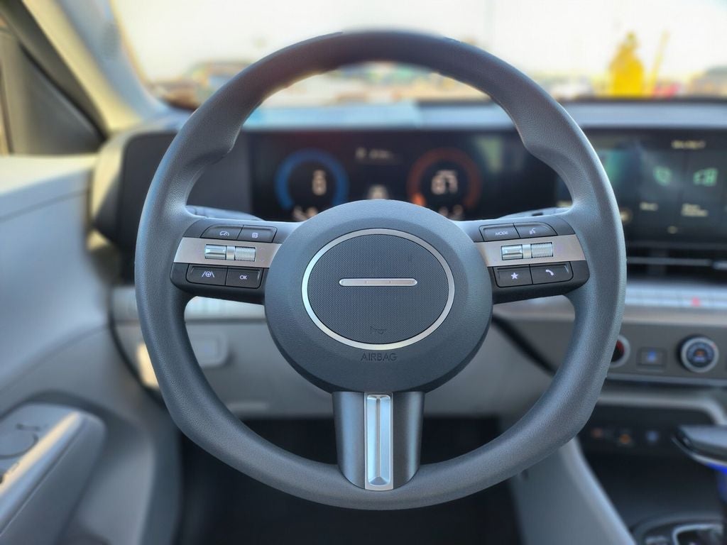 2025 Hyundai KONA SE