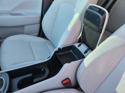 2025 Hyundai KONA SE