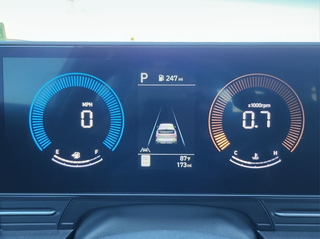 2026 Hyundai KONA SE