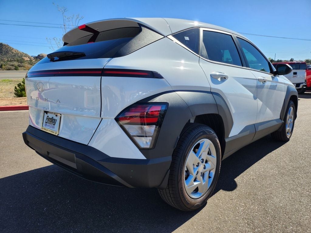 2026 Hyundai KONA SE