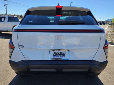 2026 Hyundai KONA SE