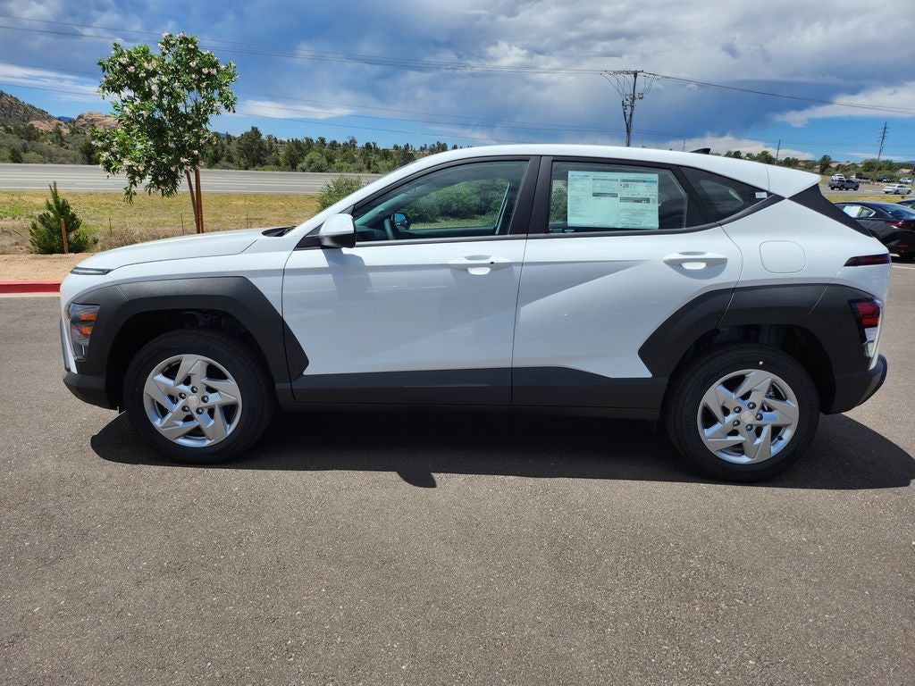 2026 Hyundai KONA SE