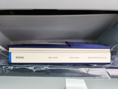 2026 Hyundai KONA SE