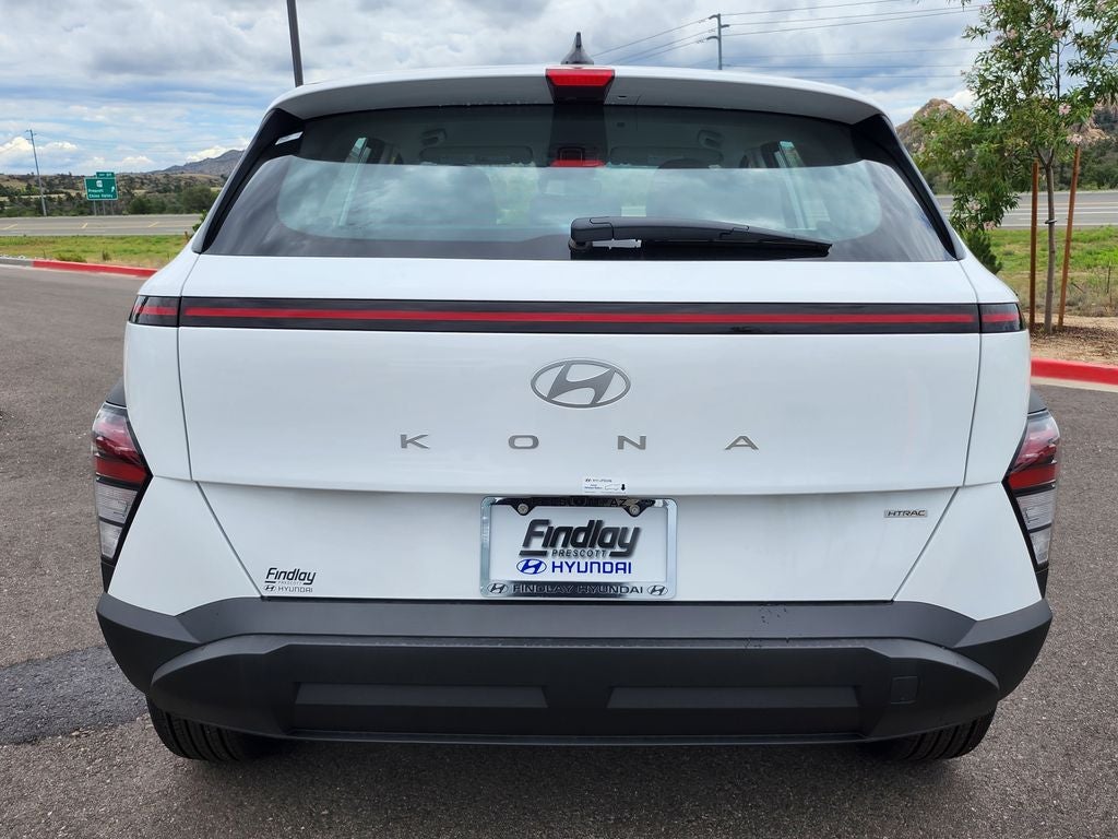 2026 Hyundai KONA SE