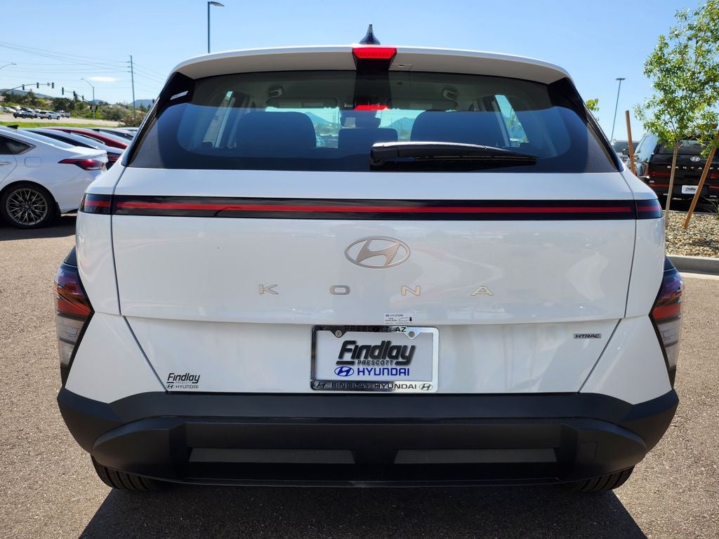 2026 Hyundai KONA SE