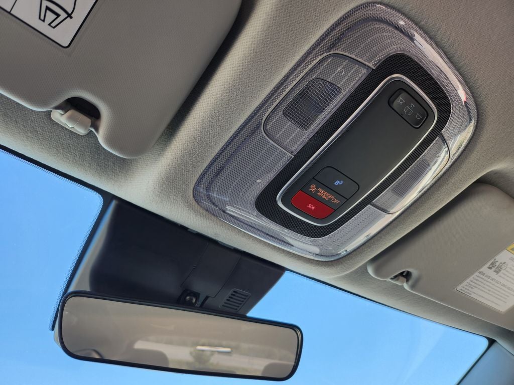 2025 Hyundai KONA ELECTRIC SE