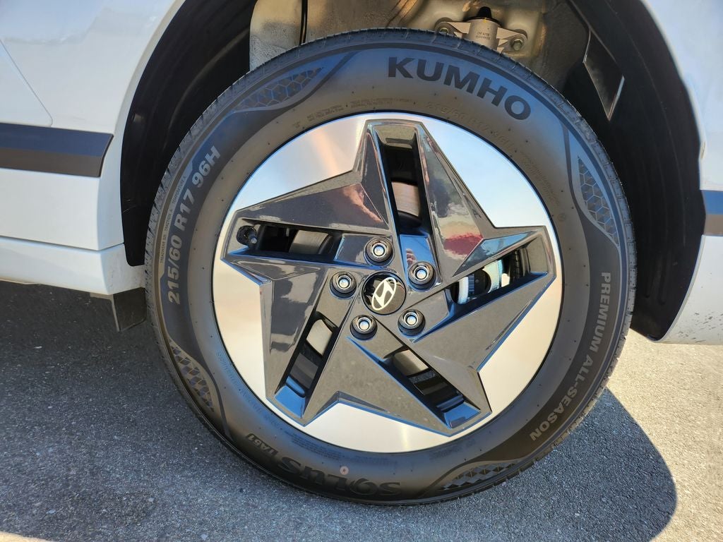 2025 Hyundai KONA ELECTRIC SE