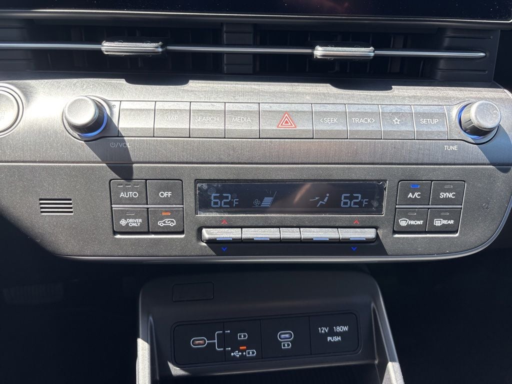 2024 Hyundai KONA ELECTRIC SEL