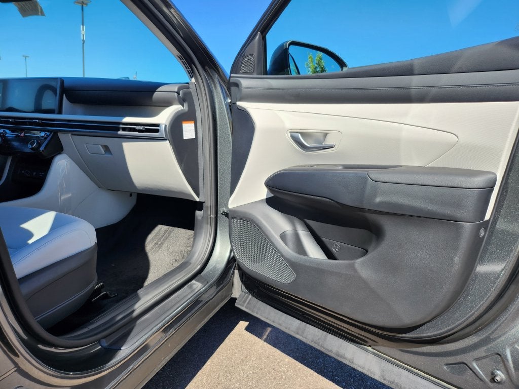 2026 Hyundai TUCSON HYBRID Blue SE