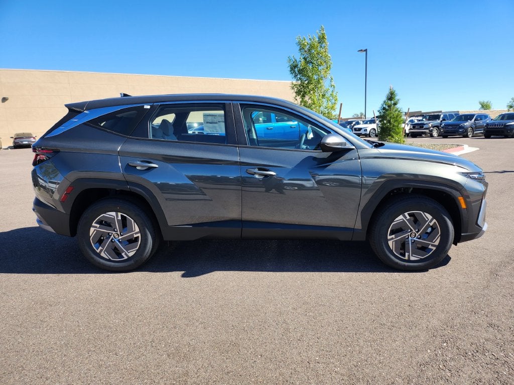 2026 Hyundai TUCSON HYBRID Blue SE