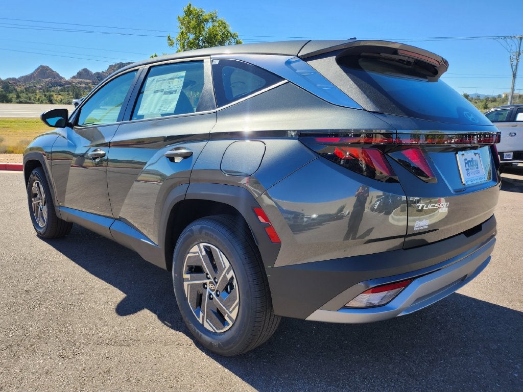 2026 Hyundai TUCSON HYBRID Blue SE