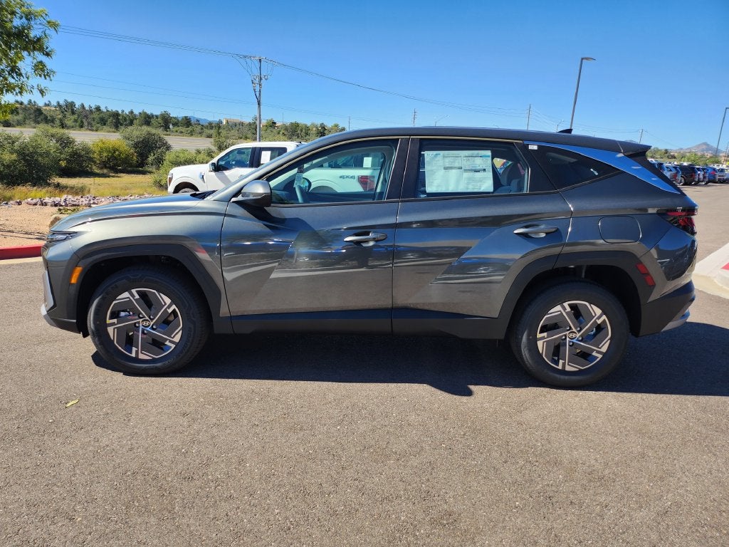 2026 Hyundai TUCSON HYBRID Blue SE