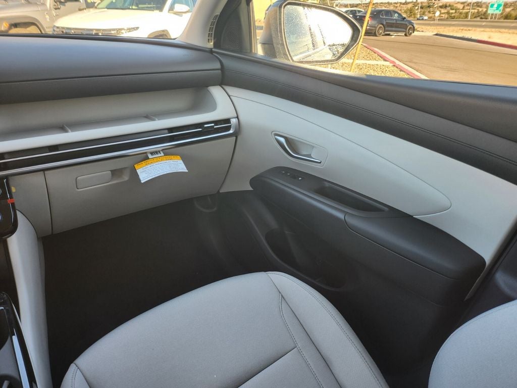 2026 Hyundai TUCSON HYBRID SEL