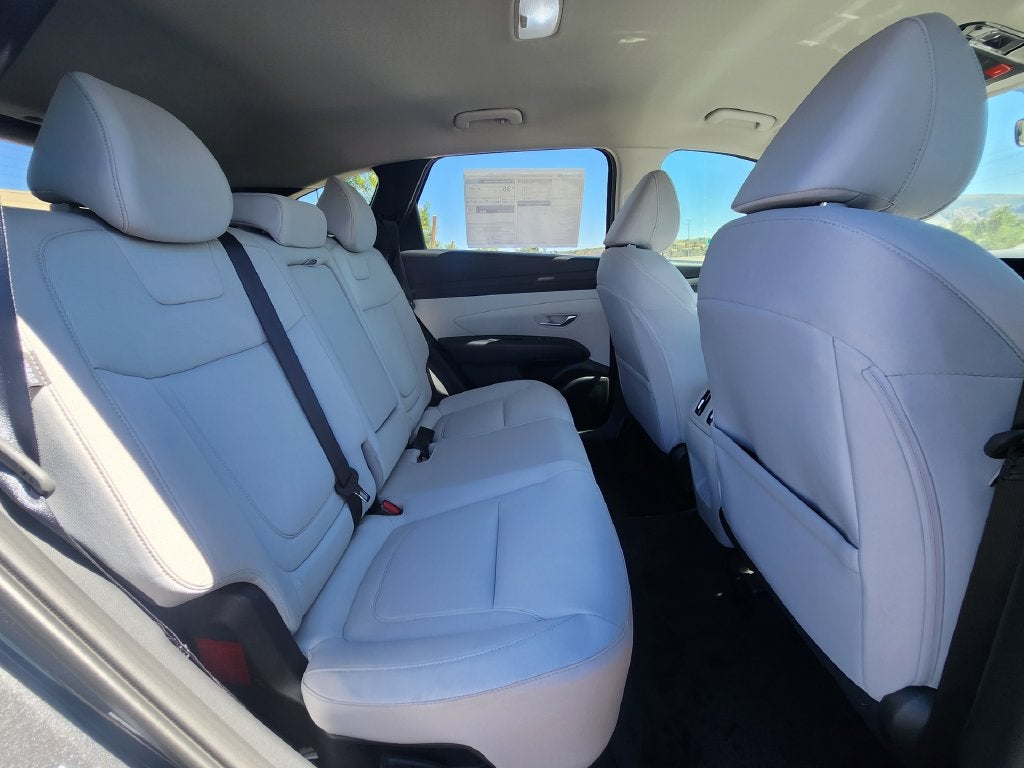 2026 Hyundai TUCSON HYBRID SEL