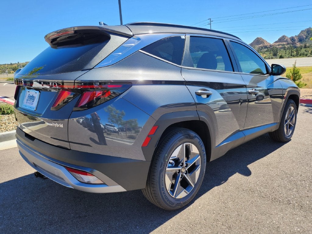 2026 Hyundai TUCSON HYBRID SEL