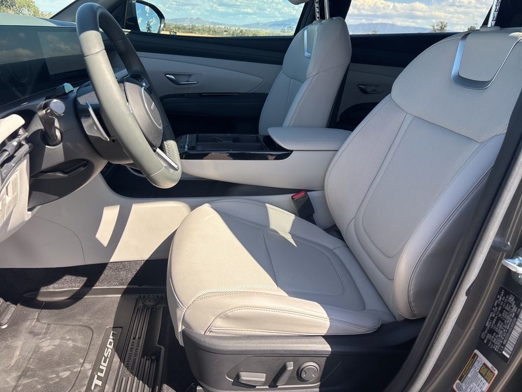 2025 Hyundai TUCSON HYBRID Limited