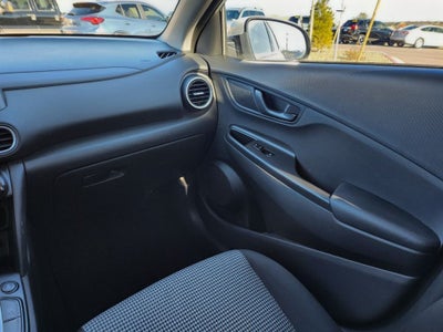 2021 Hyundai KONA SE