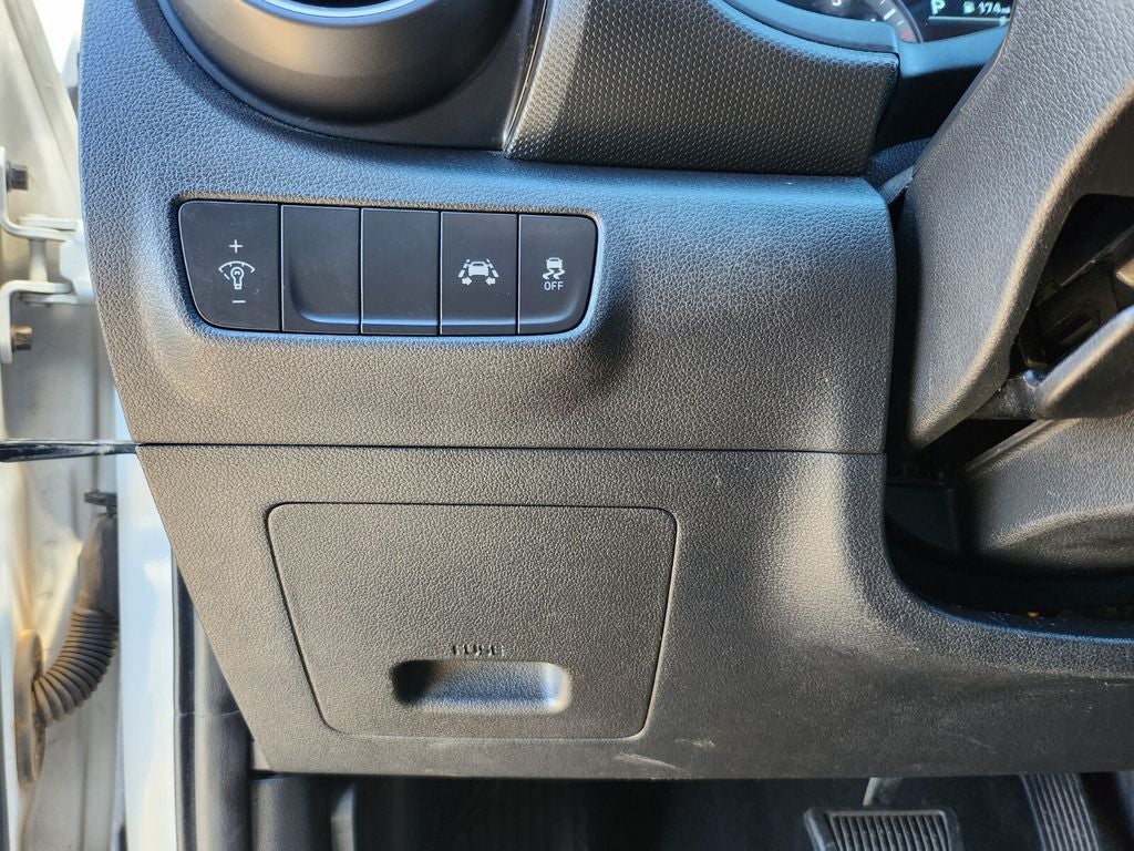 2021 Hyundai KONA SE