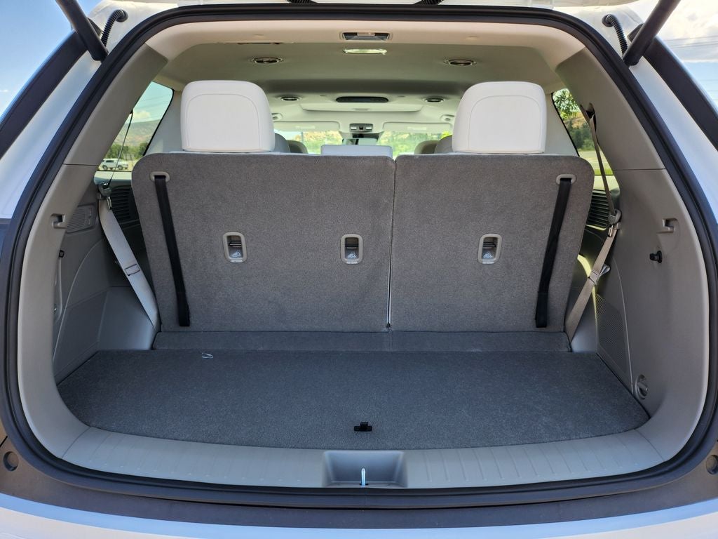 2027 Hyundai PALISADE HYBRID SEL Premium 8 Passenger