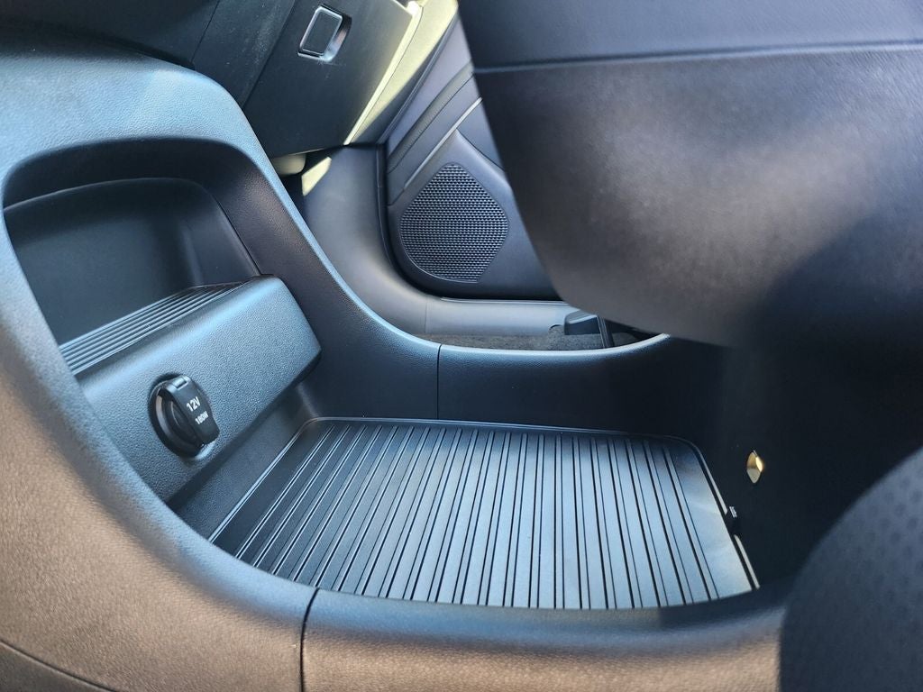 2026 Hyundai PALISADE HYBRID SEL 8 Passenger