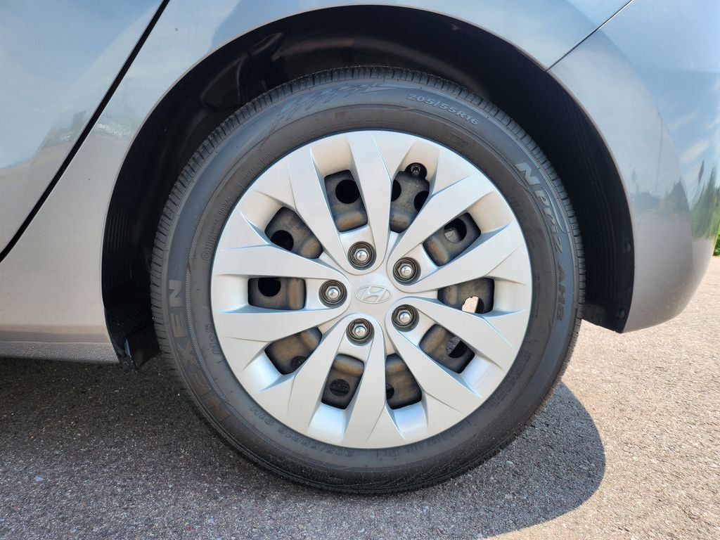 2016 Hyundai ELANTRA GT Base