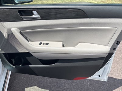 2019 Hyundai SONATA HYBRID Limited