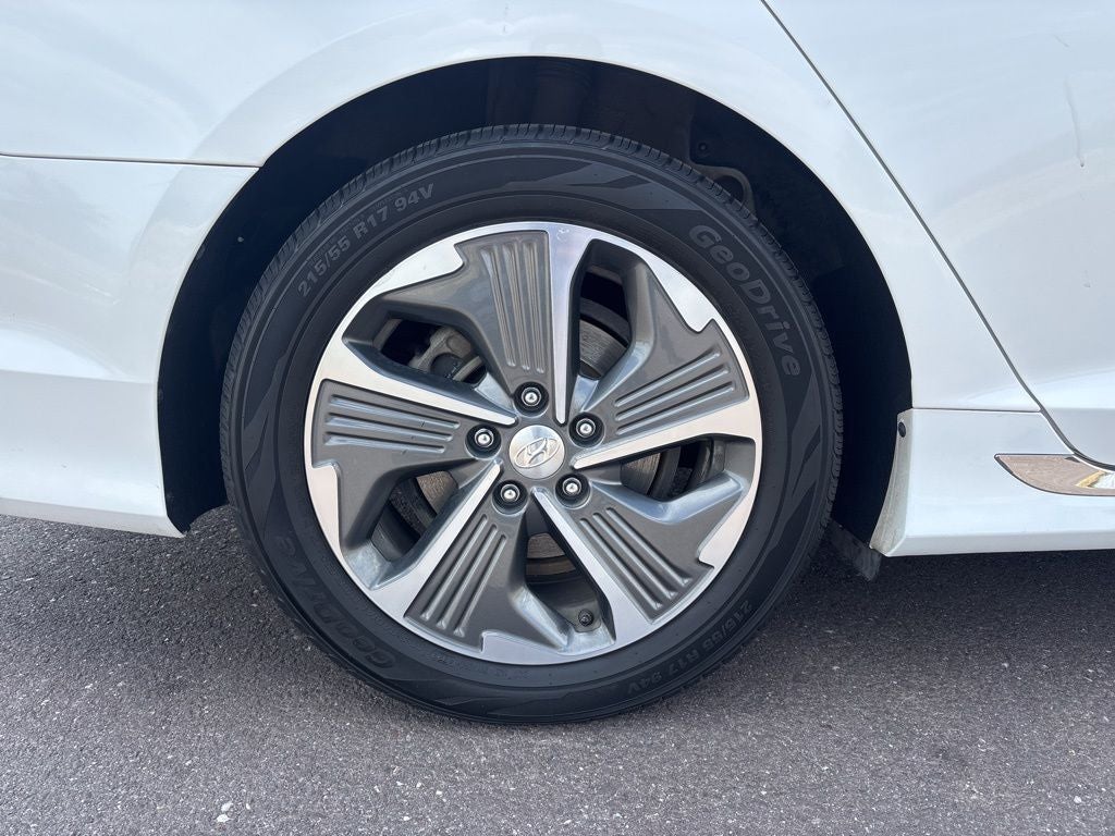 2019 Hyundai SONATA HYBRID Limited