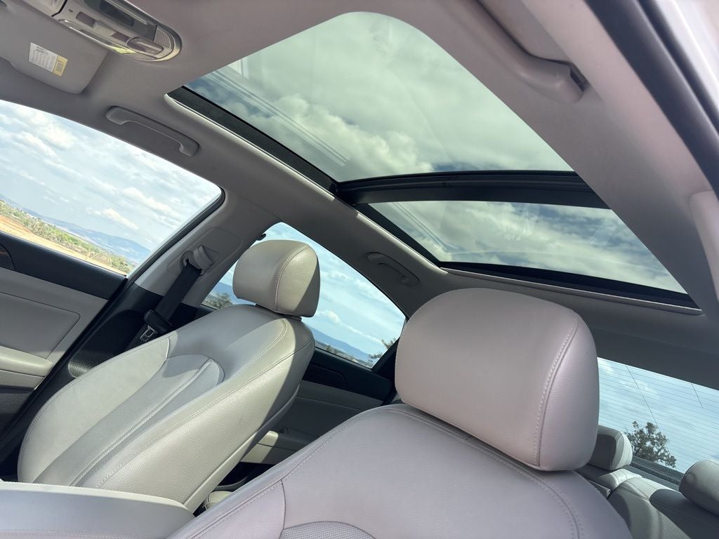 2019 Hyundai SONATA HYBRID Limited