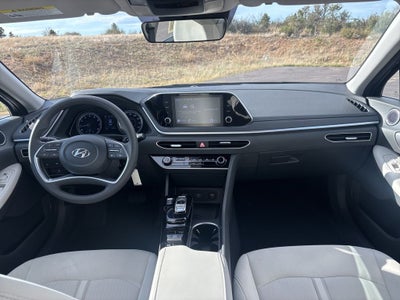 2023 Hyundai SONATA SE