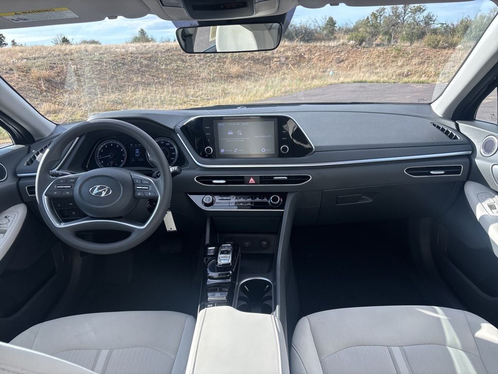 2023 Hyundai SONATA SE