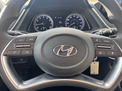 2023 Hyundai SONATA SE