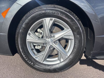 2023 Hyundai SONATA SE