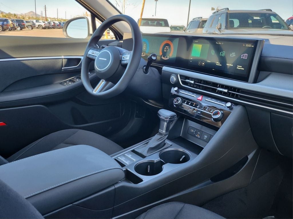 2026 Hyundai SONATA SE