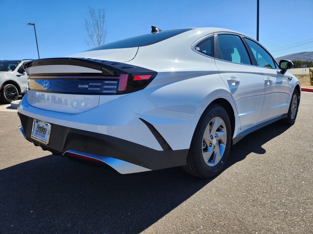 2026 Hyundai SONATA SE