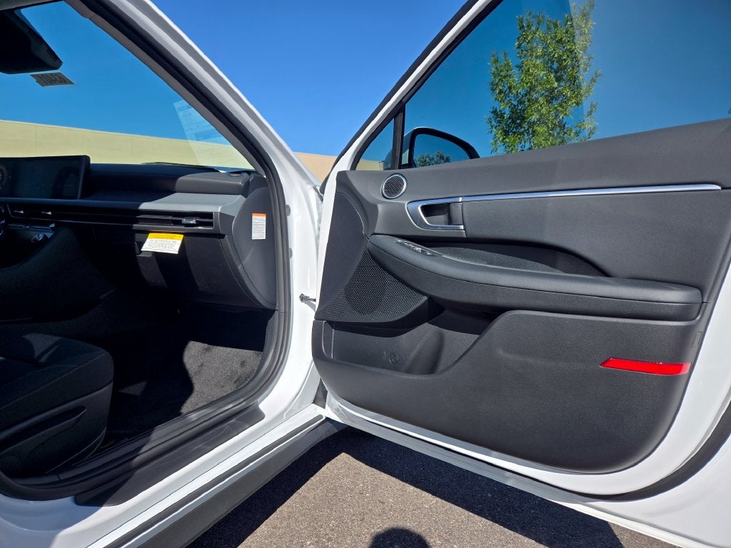 2027 Hyundai SONATA HYBRID Blue