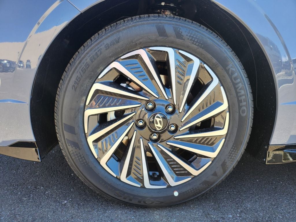 2026 Hyundai SONATA HYBRID SEL
