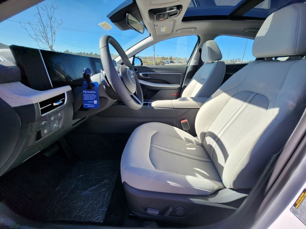 2026 Hyundai SONATA HYBRID SEL