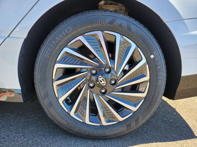 2026 Hyundai SONATA HYBRID SEL