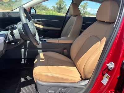 2025 Hyundai SONATA HYBRID Limited