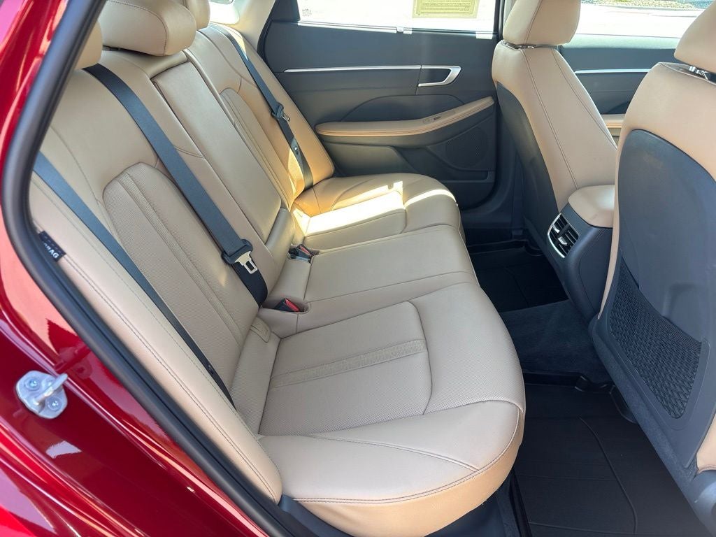 2025 Hyundai SONATA HYBRID Limited