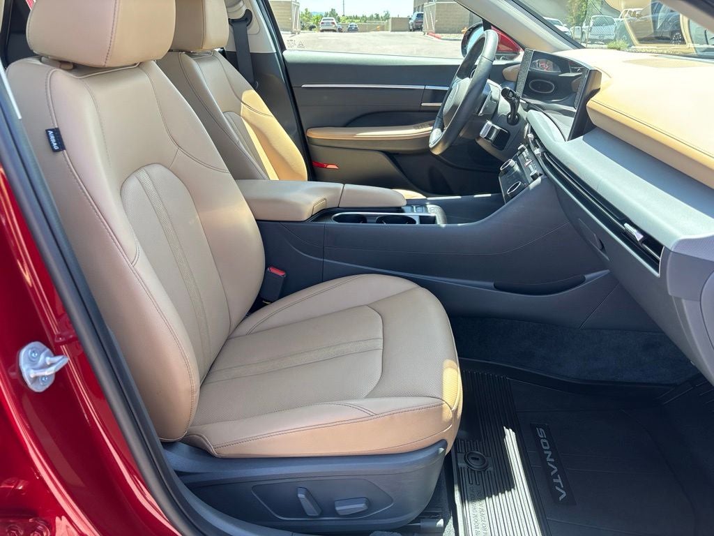 2025 Hyundai SONATA HYBRID Limited