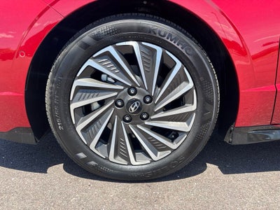 2025 Hyundai SONATA HYBRID Limited