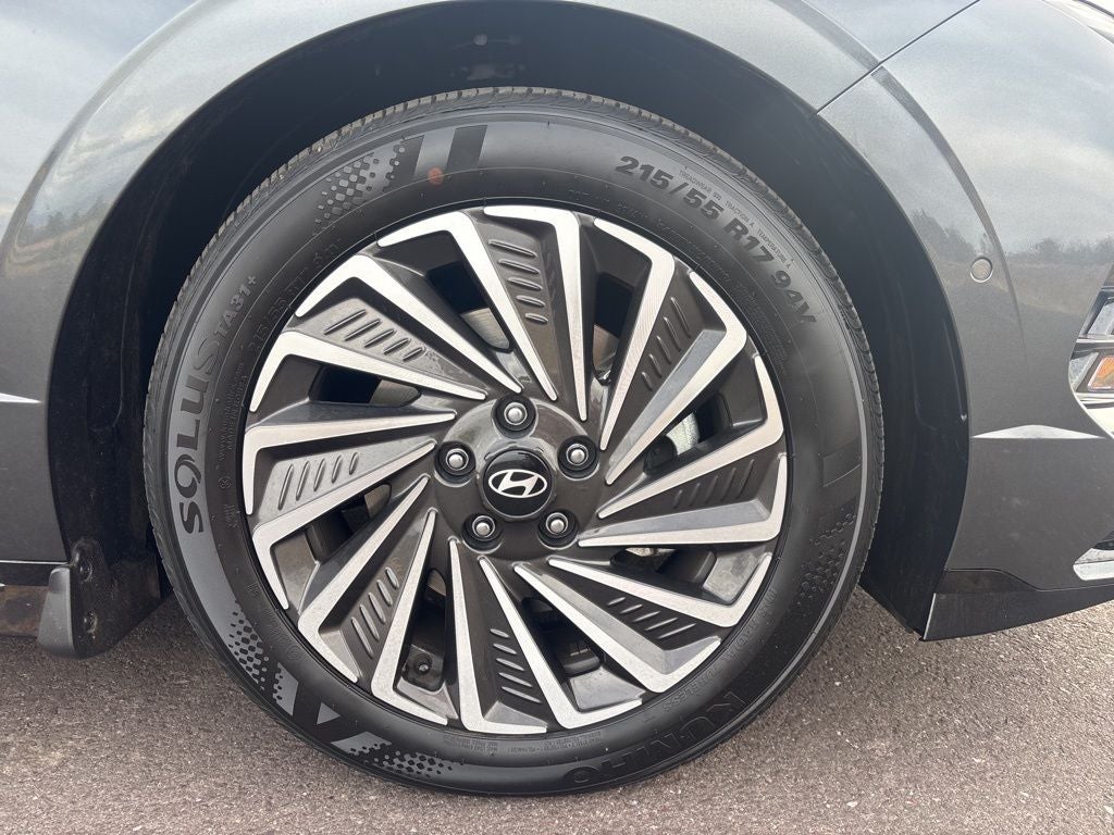 2025 Hyundai SONATA HYBRID Limited