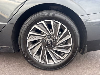 2025 Hyundai SONATA HYBRID Limited