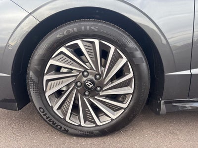 2025 Hyundai SONATA HYBRID Limited