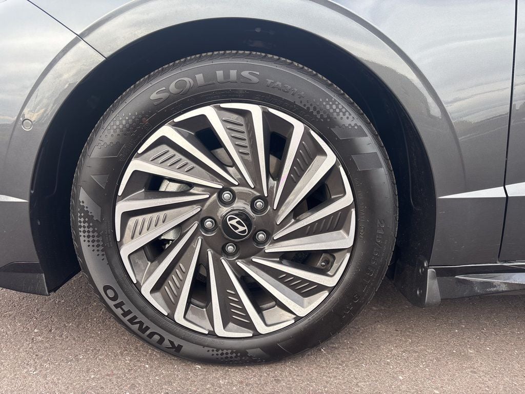 2025 Hyundai SONATA HYBRID Limited