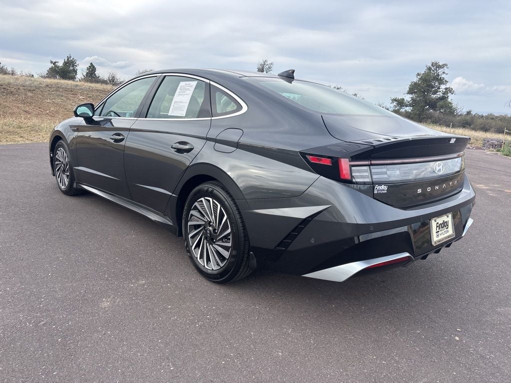 2025 Hyundai SONATA HYBRID Limited