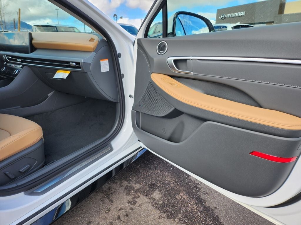 2026 Hyundai SONATA HYBRID Limited